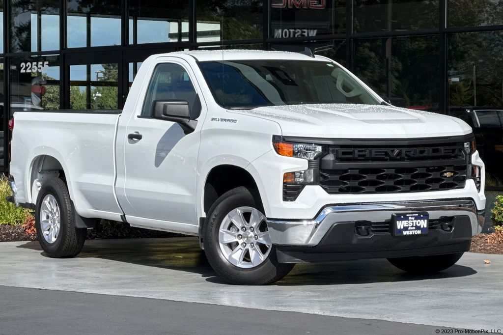 2025 Chevrolet Silverado 1500 WT — photo 1 of 13