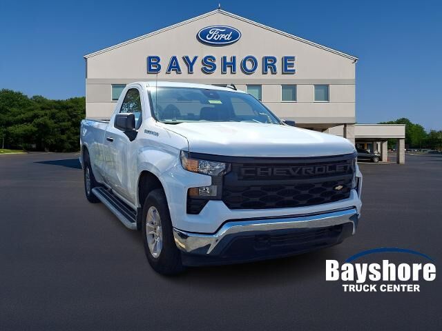 2025 Chevrolet Silverado 1500 Work Truck — photo 1 of 4