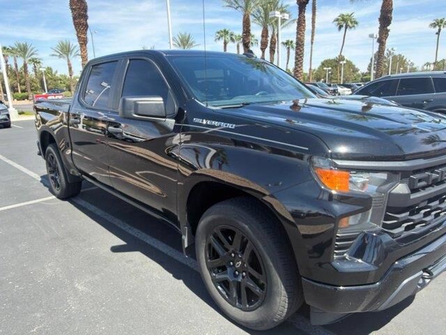 2022 Chevrolet Silverado 1500 Custom — photo 1 of 7