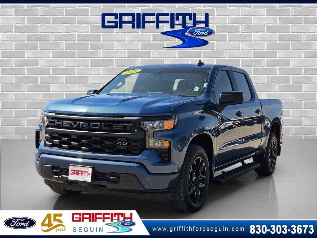 2024 Chevrolet Silverado 1500 Custom — photo 1 of 1