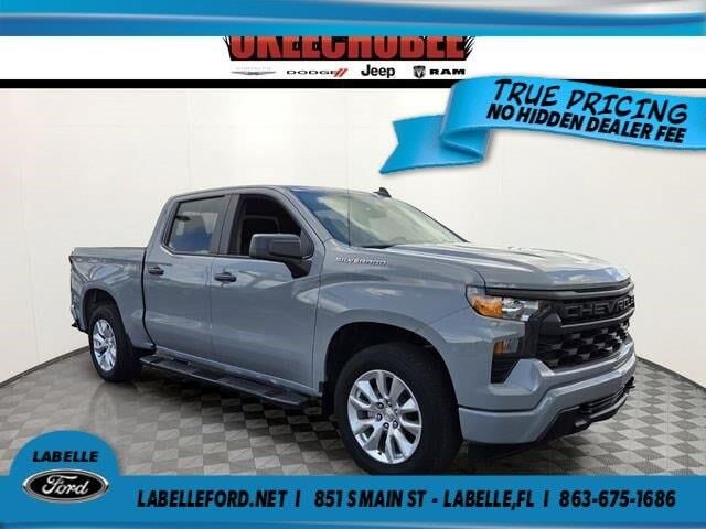 2024 Chevrolet Silverado 1500 Custom — photo 1 of 26