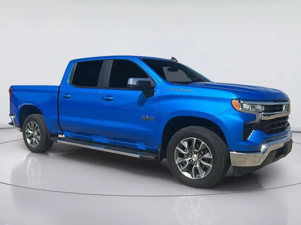 2025 Chevrolet Silverado 1500 LT — photo 1 of 27