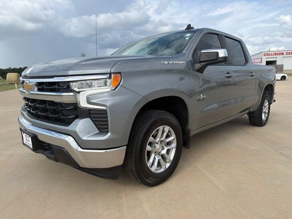 2023 Chevrolet Silverado 1500 LT — photo 1 of 1