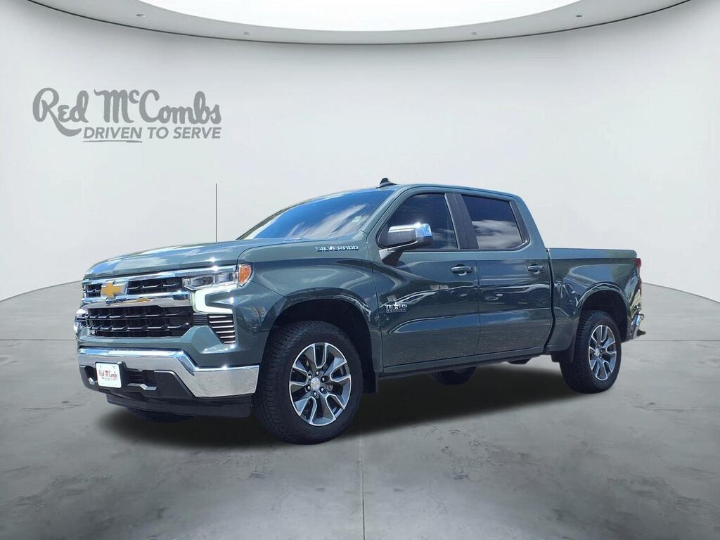 2025 Chevrolet Silverado 1500 LT — photo 1 of 13