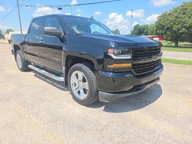 2018 Chevrolet Silverado 1500 Custom — photo 1 of 26