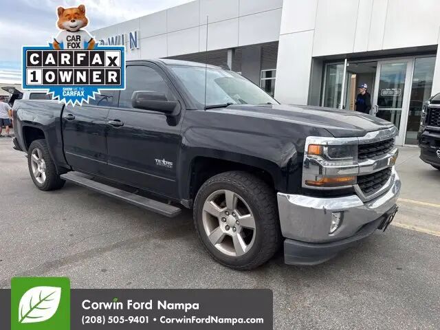 2017 Chevrolet Silverado 1500 LT — photo 1 of 13
