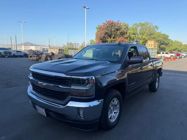 2016 Chevrolet Silverado 1500 LT — photo 1 of 26