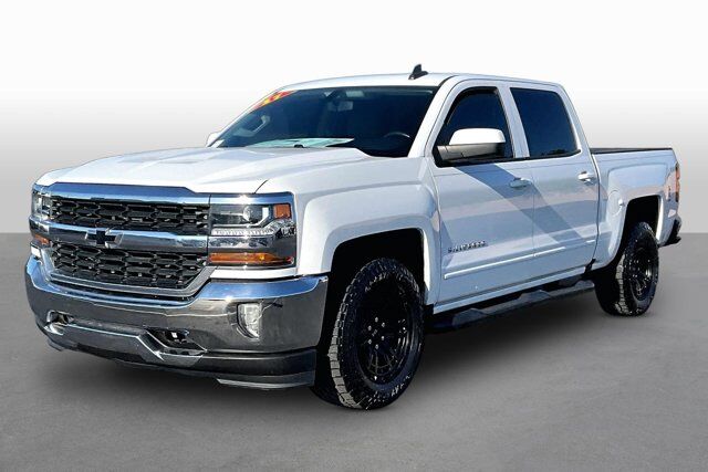 2017 Chevrolet Silverado 1500 LT — photo 1 of 13