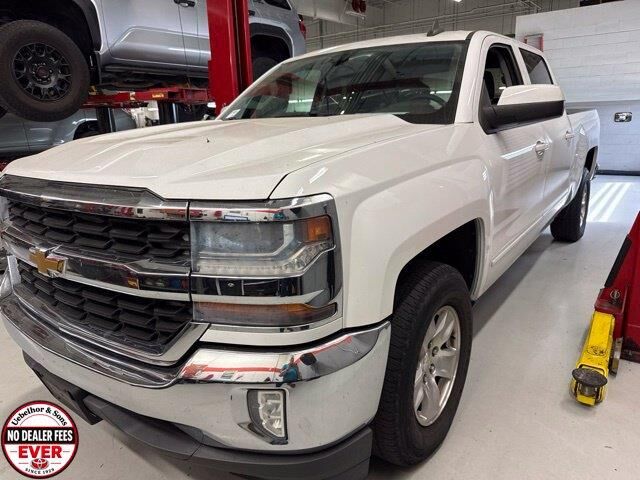 2016 Chevrolet Silverado 1500 LT — photo 1 of 12