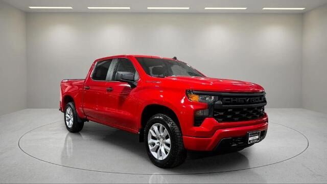 2022 Chevrolet Silverado 1500 Custom — photo 1 of 38
