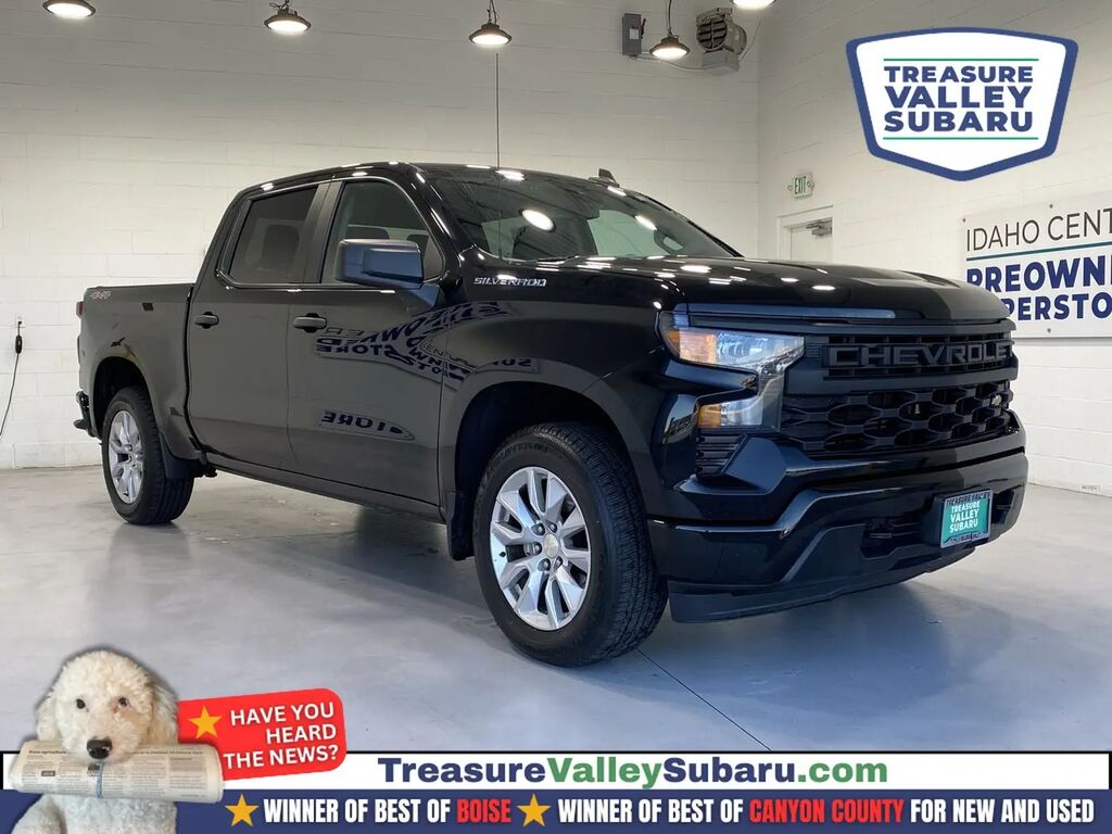 2022 Chevrolet Silverado 1500 Custom — photo 1 of 13