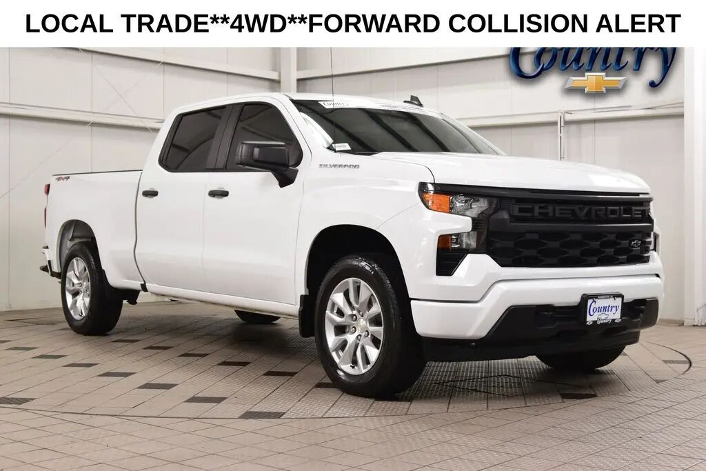 2024 Chevrolet Silverado 1500 Custom — photo 1 of 11