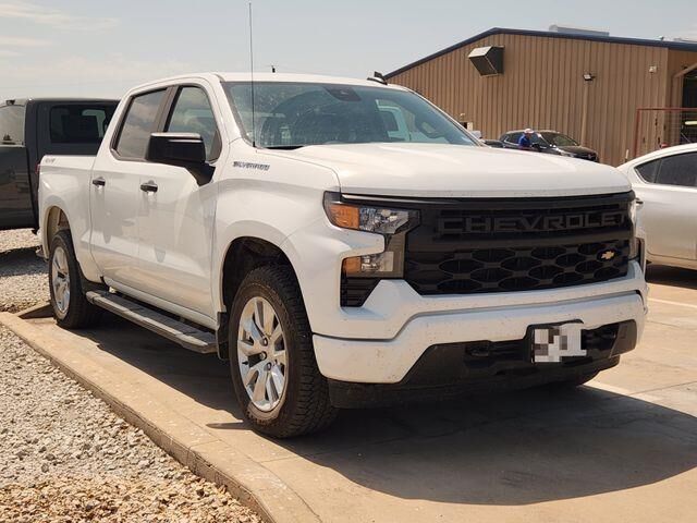 2024 Chevrolet Silverado 1500 Custom — photo 1 of 3