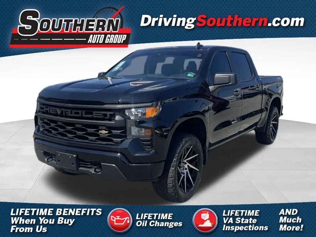 2023 Chevrolet Silverado 1500 Custom — photo 1 of 13