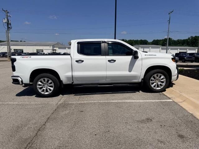 2023 Chevrolet Silverado 1500 Custom — photo 1 of 49
