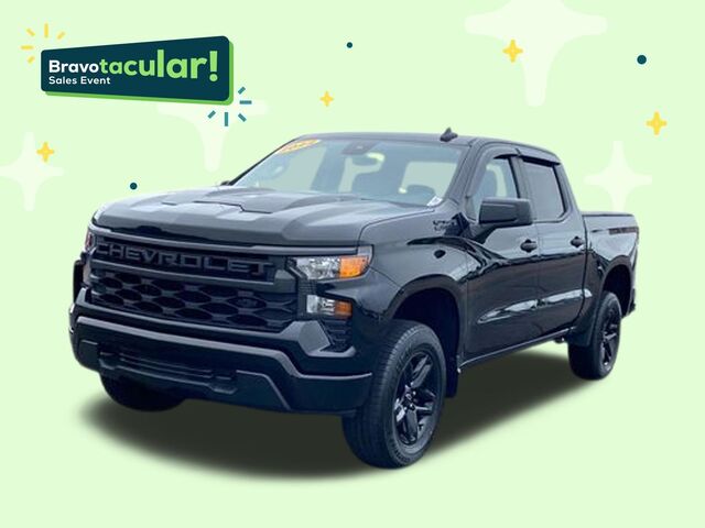 2022 Chevrolet Silverado 1500 Custom Trail Boss