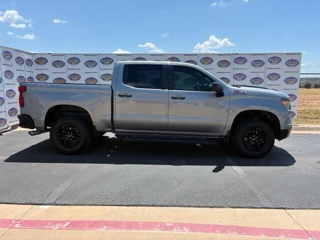 2024 Chevrolet Silverado 1500 Custom Trail Boss — photo 1 of 40