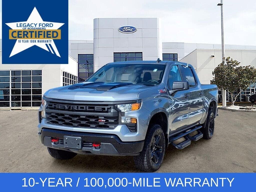 2024 Chevrolet Silverado 1500 Custom Trail Boss — photo 1 of 1