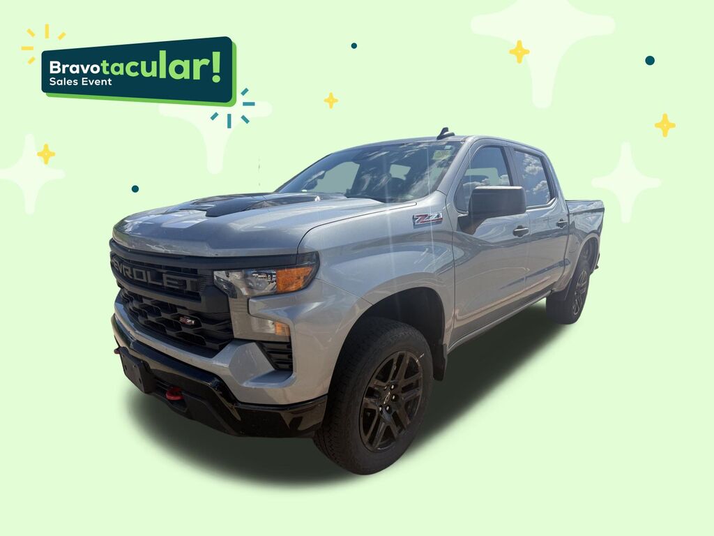 2023 Chevrolet Silverado 1500 Custom Trail Boss — photo 1 of 7