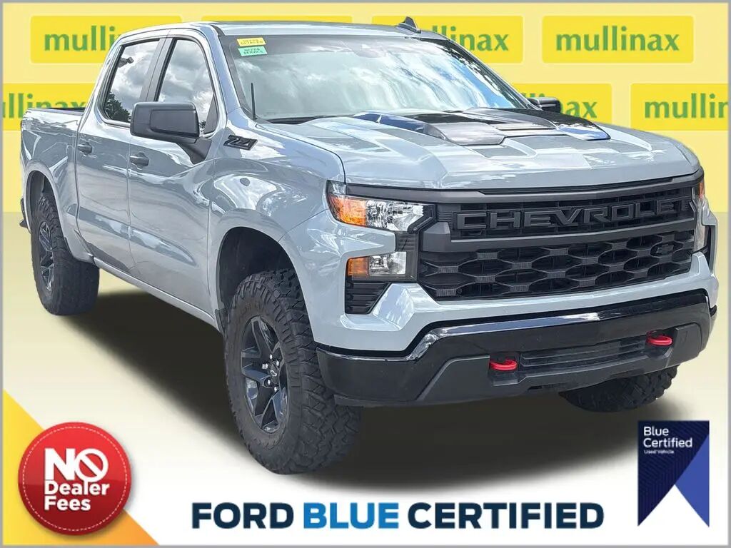 2024 Chevrolet Silverado 1500 Custom Trail Boss — photo 1 of 38