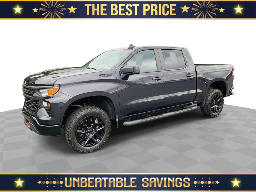 2023 Chevrolet Silverado 1500 Custom Trail Boss — photo 1 of 13