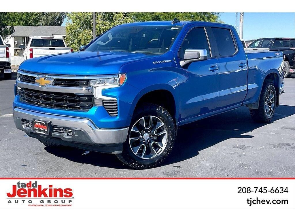 2024 Chevrolet Silverado 1500 LT — photo 1 of 1