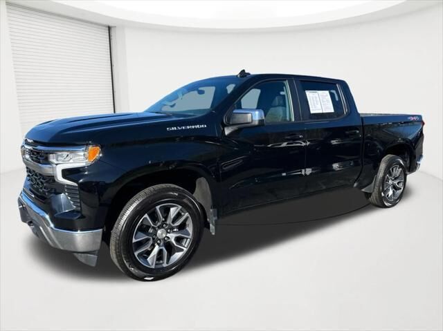 2023 Chevrolet Silverado 1500 LT — photo 1 of 13