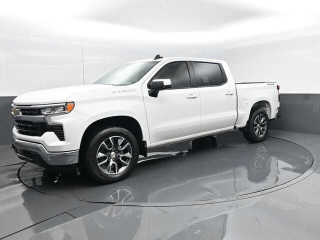 2023 Chevrolet Silverado 1500 LT — photo 1 of 26