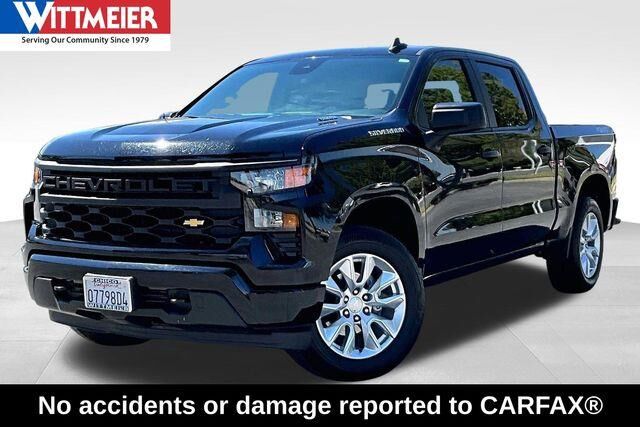 2025 Chevrolet Silverado 1500 Custom — photo 1 of 13