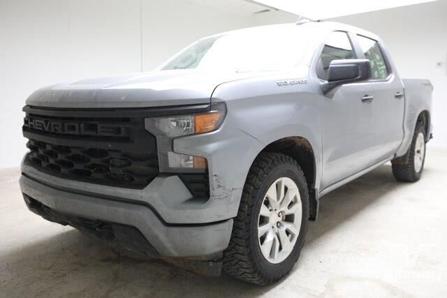 2025 Chevrolet Silverado 1500 Custom — photo 1 of 13