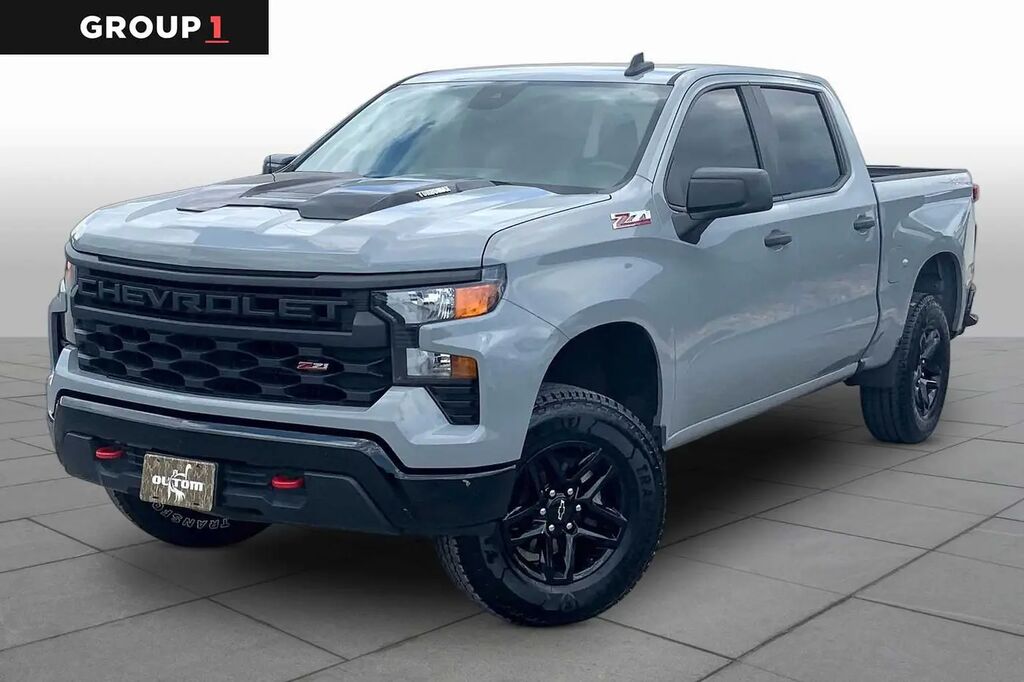 2025 Chevrolet Silverado 1500 Custom Trail Boss — photo 1 of 13