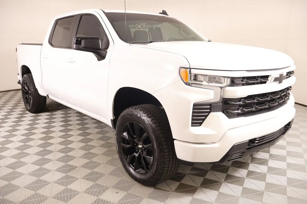 2025 Chevrolet Silverado 1500 RST — photo 1 of 13