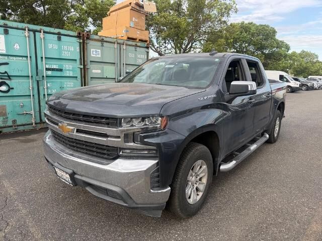 2019 Chevrolet Silverado 1500 LT — photo 1 of 6