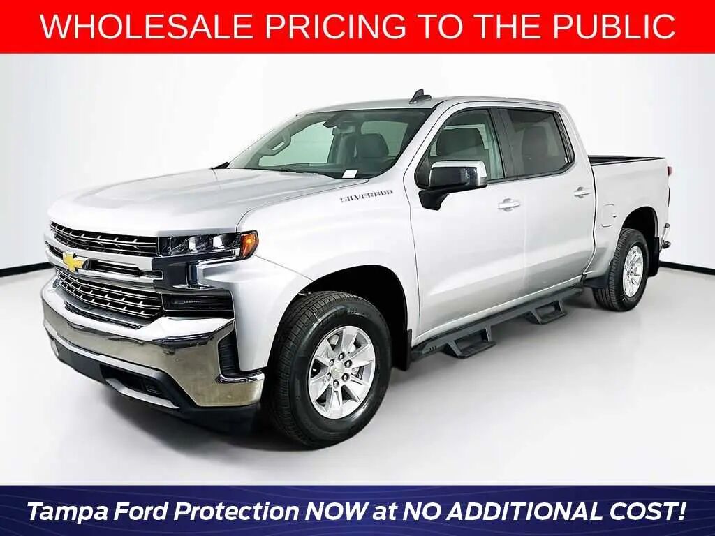 2020 Chevrolet Silverado 1500 LT — photo 1 of 39