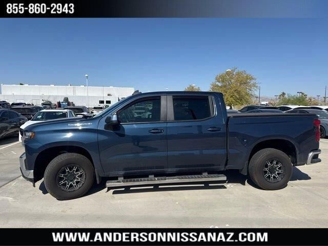 2020 Chevrolet Silverado 1500 LT — photo 1 of 69