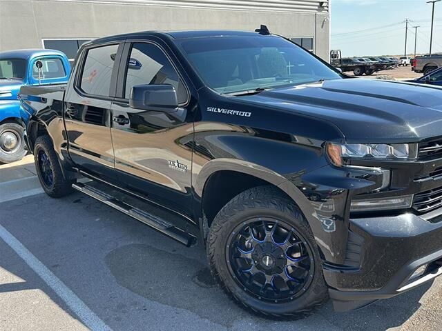 2021 Chevrolet Silverado 1500 RST — photo 1 of 9