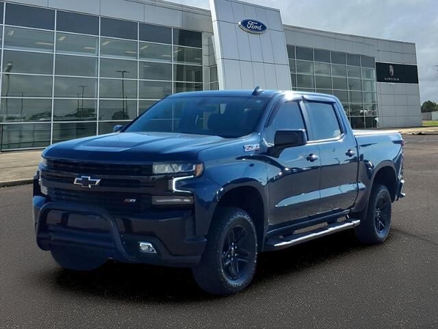 2021 Chevrolet Silverado 1500 LT Trail Boss — photo 1 of 39