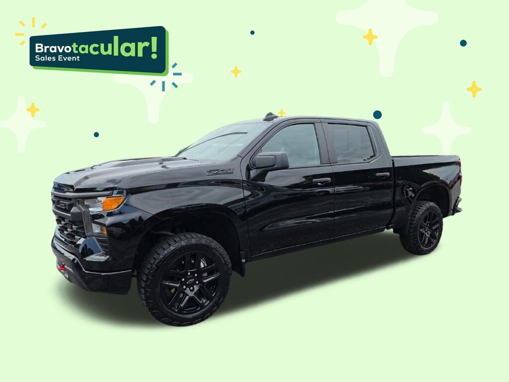 2024 Chevrolet Silverado 1500 Custom Trail Boss — photo 1 of 7