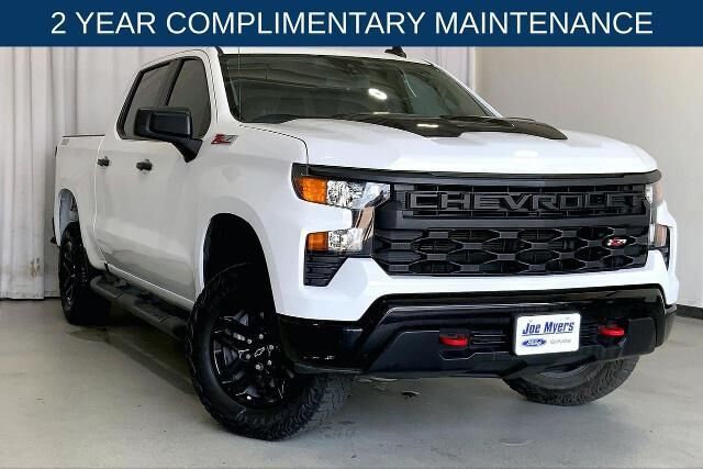 2024 Chevrolet Silverado 1500 Custom Trail Boss — photo 1 of 39