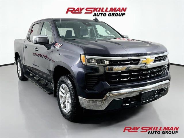 2023 Chevrolet Silverado 1500 LT — photo 1 of 11