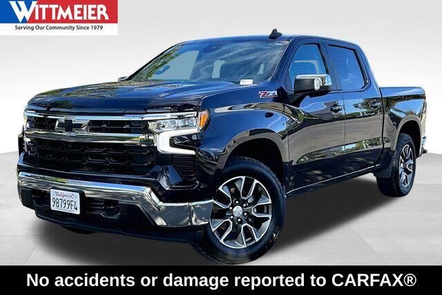 2022 Chevrolet Silverado 1500 LT — photo 1 of 13