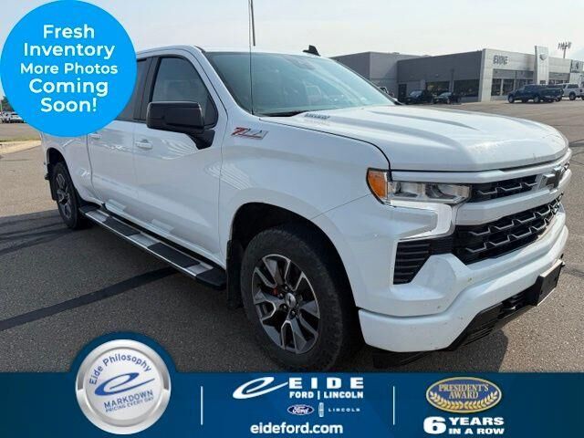 2022 Chevrolet Silverado 1500 RST — photo 1 of 13