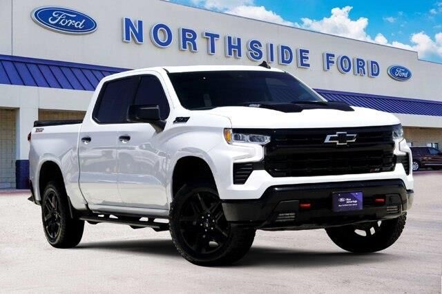 2024 Chevrolet Silverado 1500 LT Trail Boss — photo 1 of 13