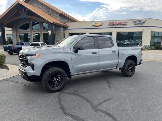 2024 Chevrolet Silverado 1500 LT Trail Boss — photo 1 of 13