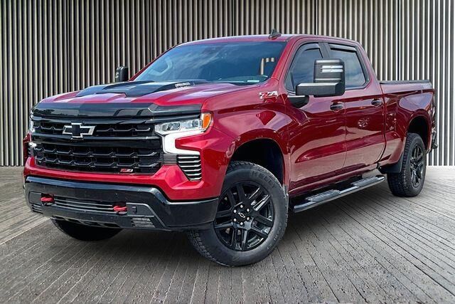 2023 Chevrolet Silverado 1500 LT Trail Boss — photo 1 of 13