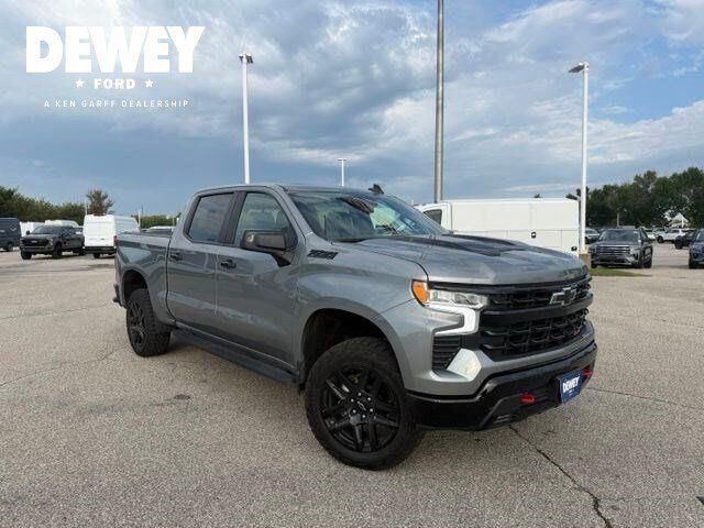 2024 Chevrolet Silverado 1500 LT Trail Boss — photo 1 of 39