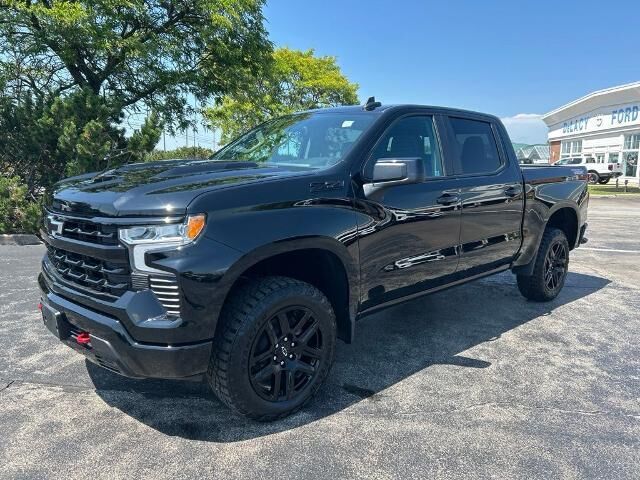 2023 Chevrolet Silverado 1500 LT Trail Boss — photo 1 of 26