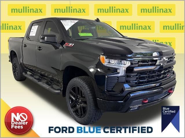 2024 Chevrolet Silverado 1500 LT Trail Boss — photo 1 of 26