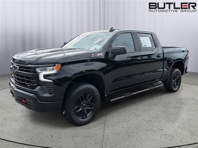 2023 Chevrolet Silverado 1500 LT Trail Boss — photo 1 of 27