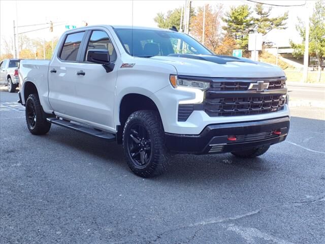 2022 Chevrolet Silverado 1500 — photo 1 of 13
